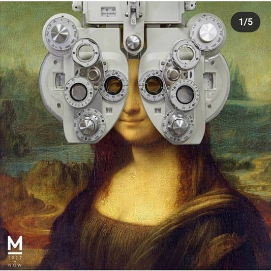 Mona Lisa taking eye test for reading glasses