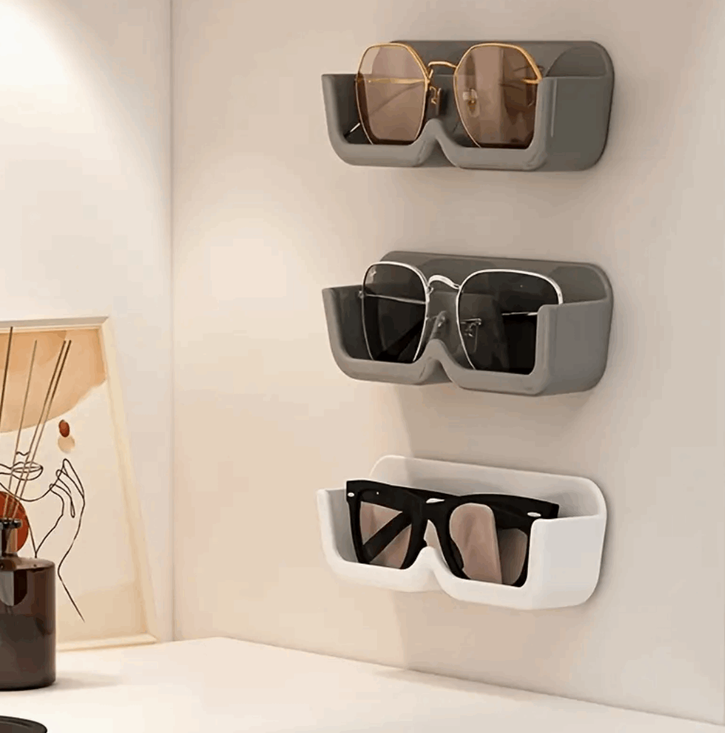 Wall storage for glasses