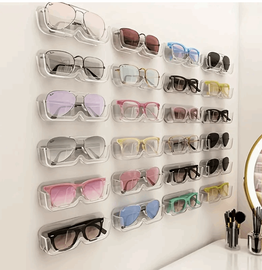 Wall storage for glasses