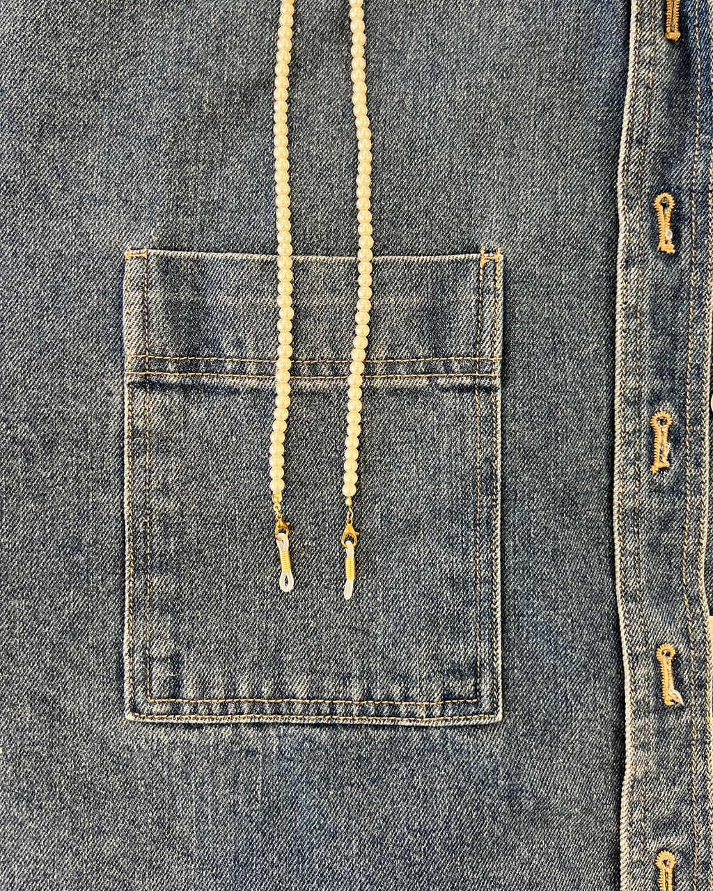 Pearl glasses and sunglasses chain accessory so you don't lose your glasses, on denim. Ministry of Sight