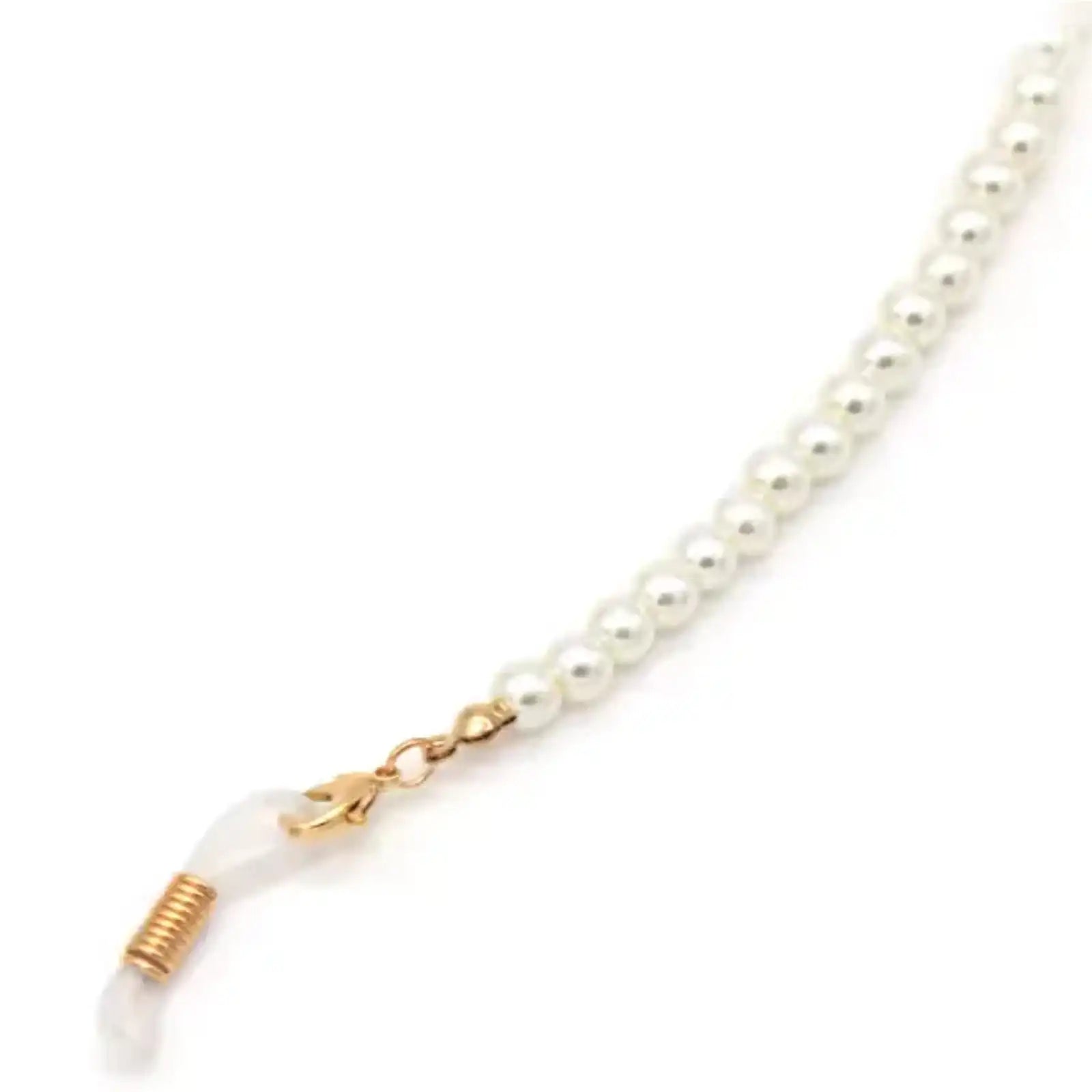 Pearl necklace with gold clasp on a white background - Ministry of Sight