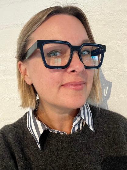 The Square shaped frame cool reading glasses online Australia in navy for men and women