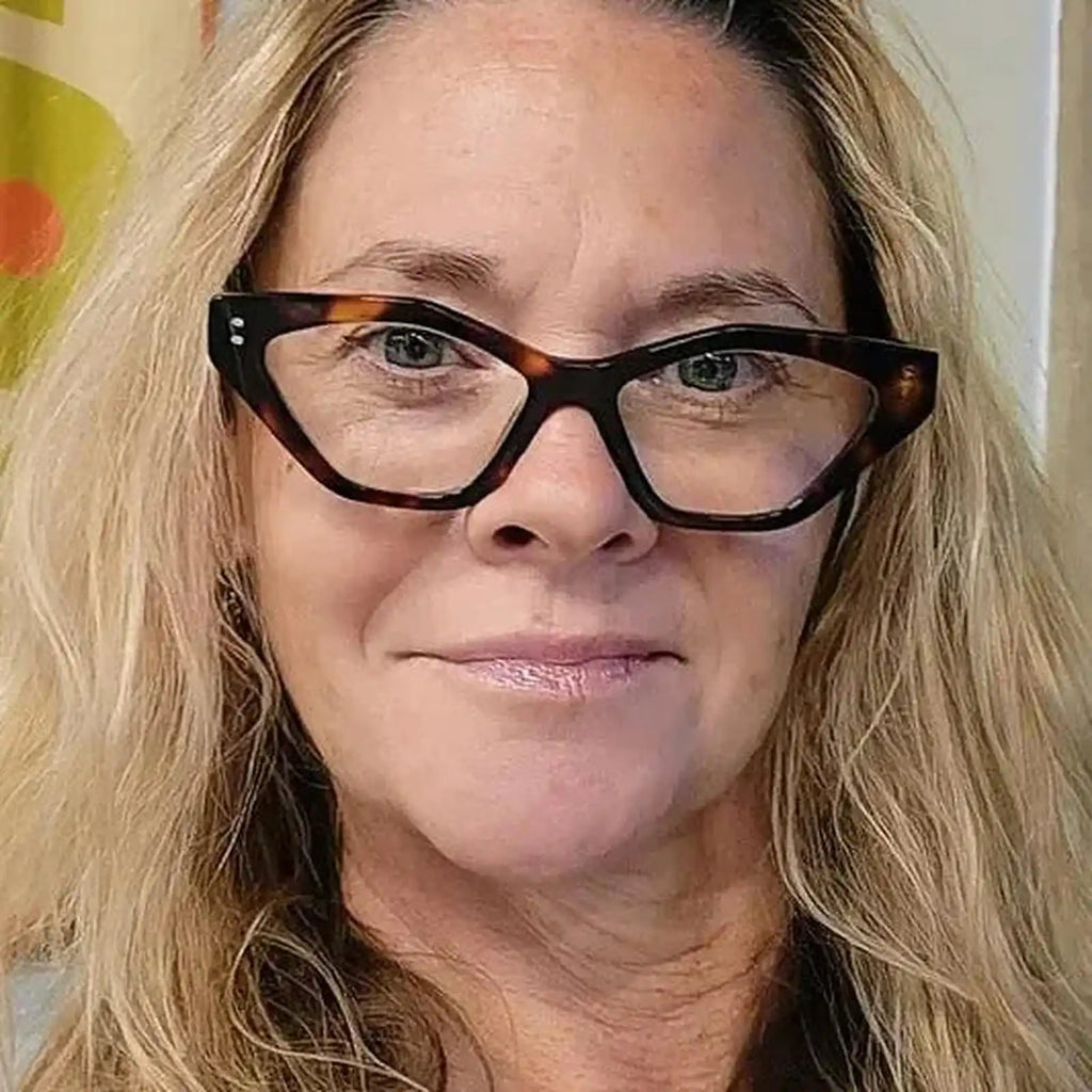 Woman wearing The Wolf tortoiseshell glasses - Ministry of Sight